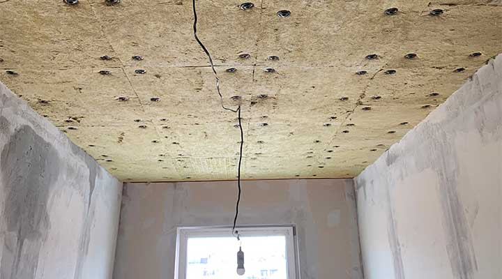 Détails isolation phonique de plafond